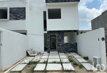 Casa en  Calle Carlos Maciel Espinosa, Puesta De Sol, Tuxtla Gutiérrez, Chiapas, 29059, Mex