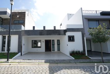 Casa en  Carretera Santa Clara Ocoyucan - Prolongación 11 S, La Cantera, Colonia Mario Marín, Ocoyucan, Puebla, 72865, Mex