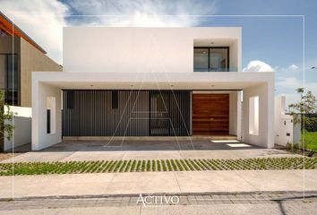 Casa en  76146, Santiago De Querétaro, Querétaro, Mex