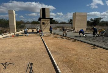 Lote de Terreno en  San Juan Bautista, Mérida, Yucatán, Mex