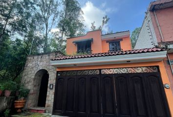 Casa en  Calle Doctor Ignacio Chávez 513, Bosque Camelinas, Morelia, Michoacán De Ocampo, 58290, Mex