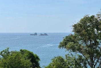 Lote de Terreno en  Paseo Del Colibrí, Zihuatanejo De Azueta, Guerrero, Mex