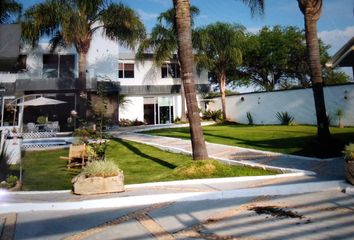 Casa en  Jardindes De La Victoria, Silao