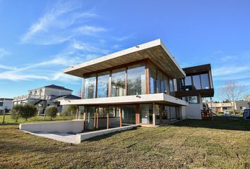 Casa en  Los Pinares, Mar Del Plata