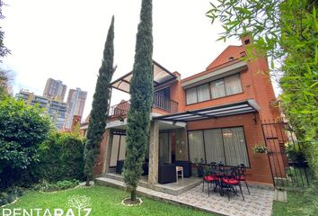 Casa en  Loma De Los Parra, Medellín