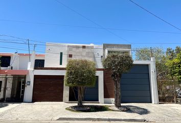 Casa en  Fraccionamiento Las Quintas, Culiacán