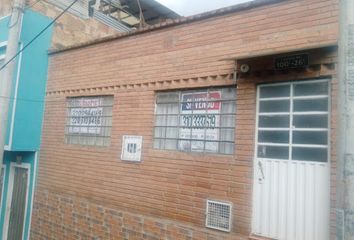 Casa en  Chicó Alto, Bogotá