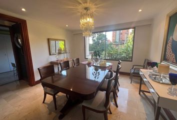 Apartamento en  Loma De Los González, Medellín