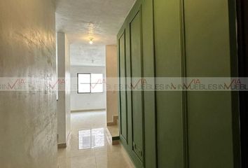 Casa en  Calle San Diego, Capellanía Residencial Privada San Juan, Apodaca, Nuevo León, 66604, Mex