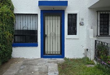 Casa en condominio en  Paseo Reina Isabel 4-8, Colinas Del Rey, Zapopan, Jalisco, 45130, Mex