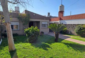 Casa en  Barrio Parque San Martin, Partido De Merlo