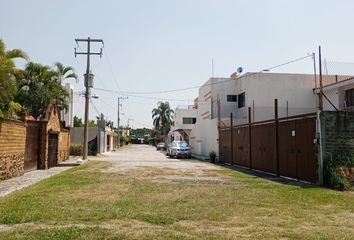 Lote de Terreno en  Calle Oyamel, Parques Sumiya, Cuernavaca, Cuernavaca, Morelos, 62563, Mex