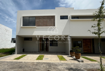 Casa en  Paseo Solares, Zapopan, Jalisco, 45019, Mex