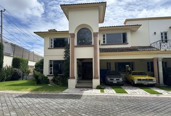 Casa en condominio en  Calle De Las Palmas, Pueblo Nuevo, San Jorge Pueblo Nuevo, Metepec, México, 52164, Mex