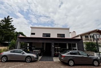 Casa en condominio en  Calle Paseo De La Cruz, San Gil, San Juan Del Río, Querétaro, 76815, Mex