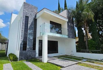 Casa en  Avenida Tres Reyes, Tlajomulco De Zúñiga, Jalisco, 45670, Mex