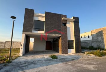 Casa en  Torrecillas Y Ramones, Saltillo, Coahuila