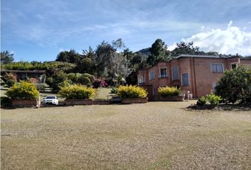 Villa-Quinta en  La Ceja, Antioquia