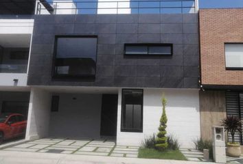 Casa en  Prolongación De Boulevard Ramón G Bonfil, Pachuca De Soto, Hidalgo, 42082, Mex