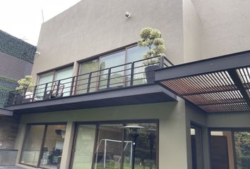 Casa en  Paseo De Los Laureles 54-66, Bosques De Las Lomas, Cuajimalpa De Morelos, Ciudad De México, 05120, Mex