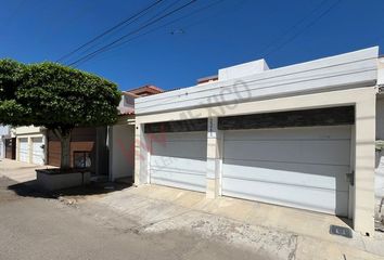 Casa en  Fraccionamiento Las Quintas, Culiacán