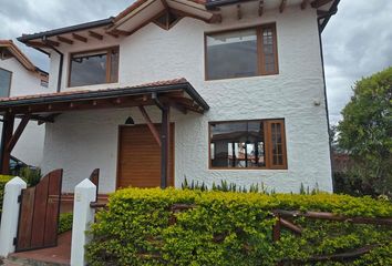 Casa en  Guangopolo, Quito