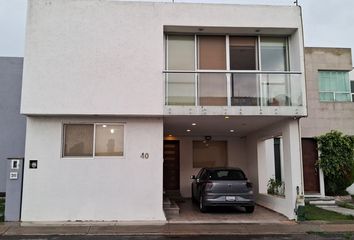 Casa en  Calle Pinos 36, Cipreses De Mayorazgo, Heroica Puebla De Zaragoza, Puebla, 72480, Mex