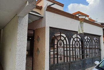 Casa en condominio en  Avenida Aranzazú, Rincón De Los Arcos, Irapuato, Guanajuato, 36633, Mex