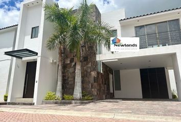 Casa en condominio en  Calleja De La Gárgola 782-800, San Antonio De Ayala, Irapuato, Guanajuato, 36600, Mex