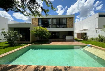 Casa en  La Rejoyada, Mérida, Yucatán