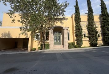 Casa en  Calle El Pinal 96-128, Valle De Chipinque, San Pedro Garza García, Nuevo León, 66250, Mex