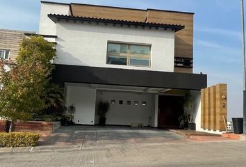 Casa en  Boulevard Hernán Cortés, Lomas Verdes Quinta Sección-la Concordia, Naucalpan De Juárez, México, 53126, Mex