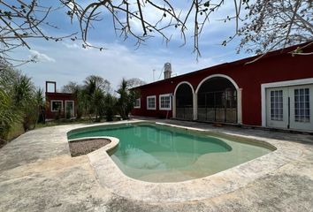 Casa en  Calle 15-b, Sierra Papacal, Mérida, Yucatán, 97303, Mex