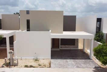 Casa en  Calle 18 108-108, Cholul, Mérida, Yucatán, 97305, Mex