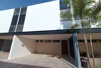 Casa en  Calle 18 108-108, Cholul, Mérida, Yucatán, 97305, Mex