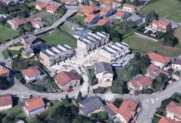 Edificio en  Los Corrales De Buelna, Cantabria