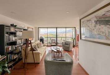 Apartamento en  Santa Barbara Norte, Bogotá