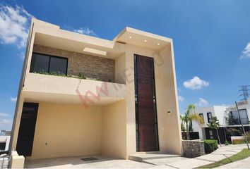 Casa en  El Pueblito, Corregidora, Corregidora, Querétaro