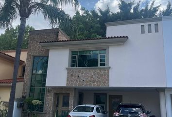 Casa en condominio en  Calle Honorato Balzac 259, Jardines De La Patria, Zapopan, Jalisco, 45110, Mex