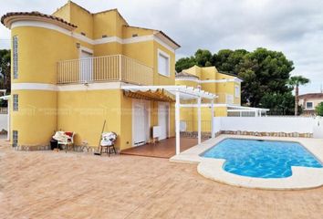 Chalet en  La Nucia, Alicante Provincia