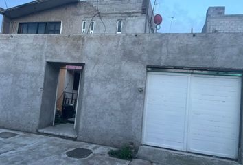 Casa en  Cerrada Laguna De Términos, Laguna Del Rey, Ecatepec De Morelos, México, 55029, Mex