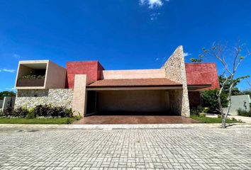 Casa en condominio en  Pueblo Temozon Norte, Mérida, Yucatán