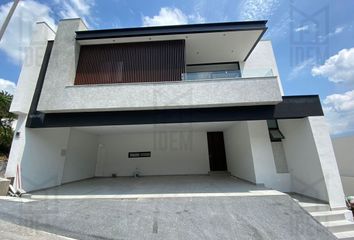 Casa en  Laderas Sector Garanday, Monterrey, Nuevo León, Mex