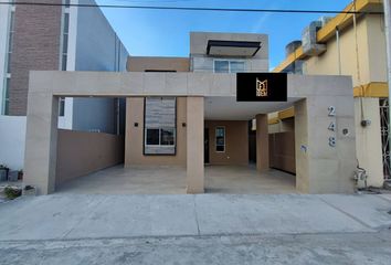 Casa en  Calle 25 De Diciembre 287-363, El Roble Primer Sector, San Nicolás De Los Garza, Nuevo León, 66450, Mex