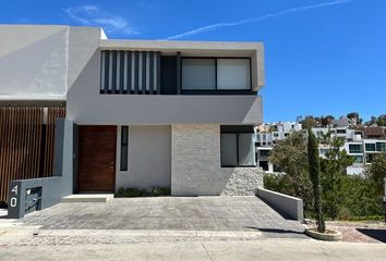 Casa en  Avenida Bosque Monarca, Bosque Monarca, Morelia, Michoacán De Ocampo, 58358, Mex