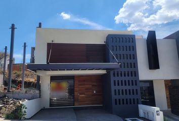 Casa en  Circuito Tres Marías, Morelia, Michoacán De Ocampo, Mex