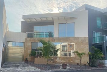 Casa en  Circuito Málaga, Los Médanos De Buena Vista, Alvarado, Veracruz De Ignacio De La Llave, 95264, Mex