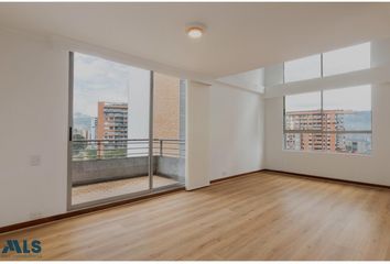 Apartamento en  Poblado, Medellín