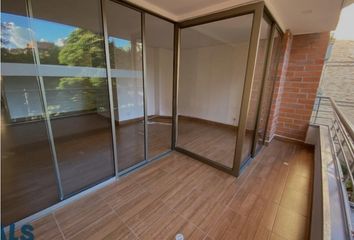 Apartamento en  Poblado, Medellín