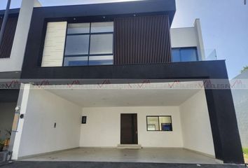 Casa en  Calle Oviedo, Viento Libre, Santiago, Nuevo León, 67315, Mex